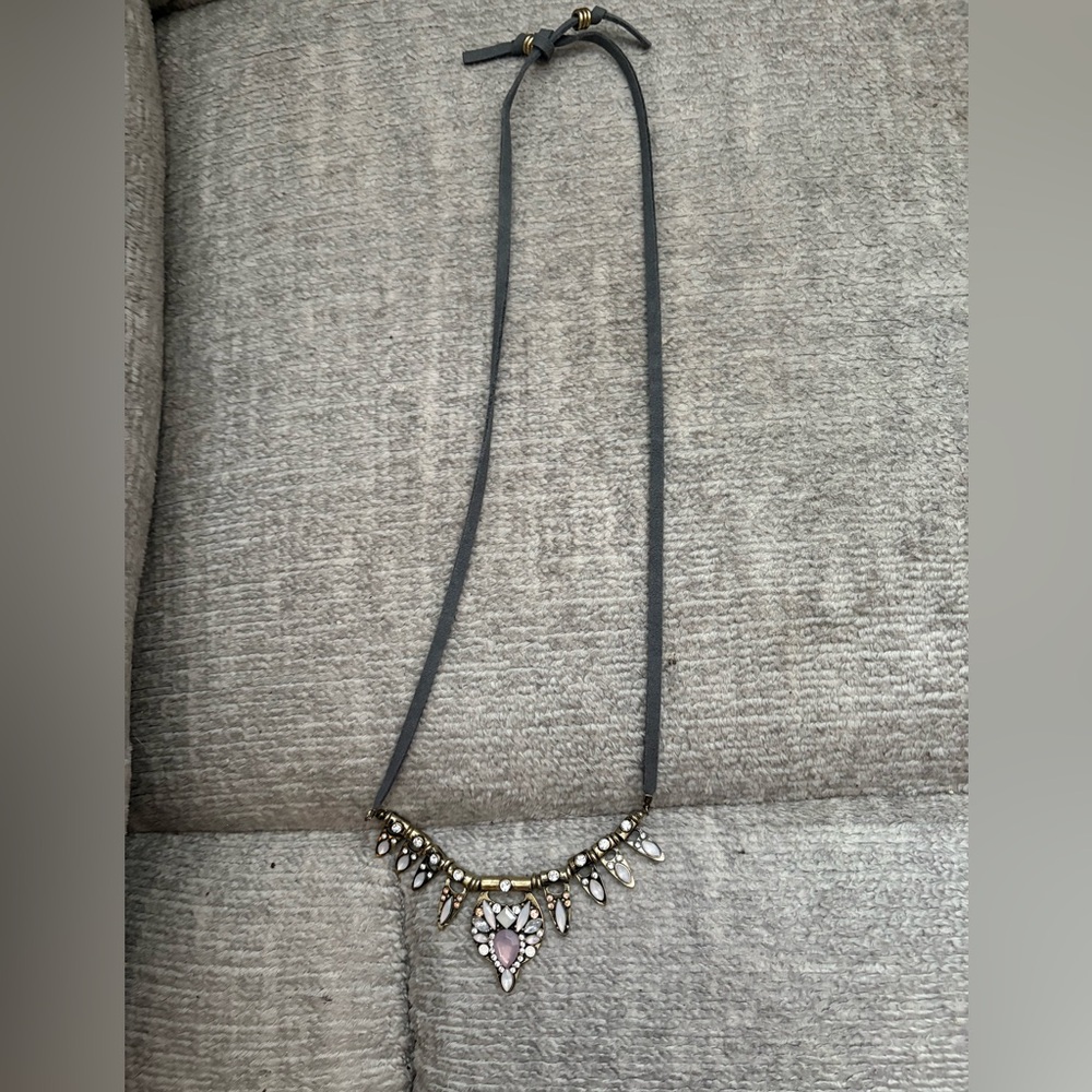 GUC long necklace with stones